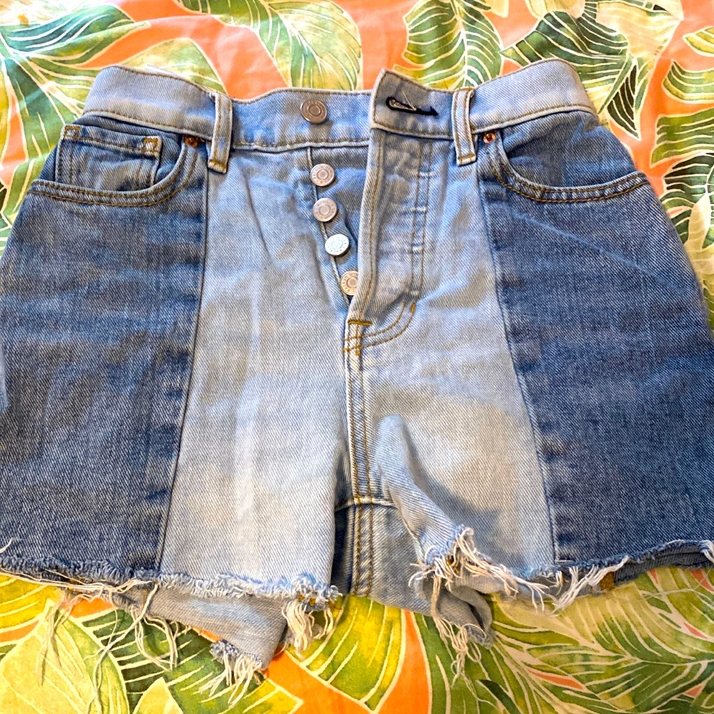denim shorts high waisted